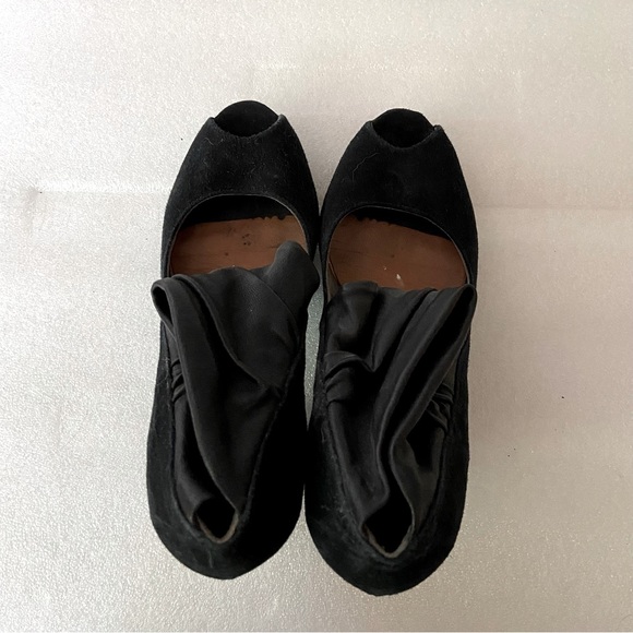 Coclico Black Suede and Leather Peeptoe Heels - Picture 7 of 7